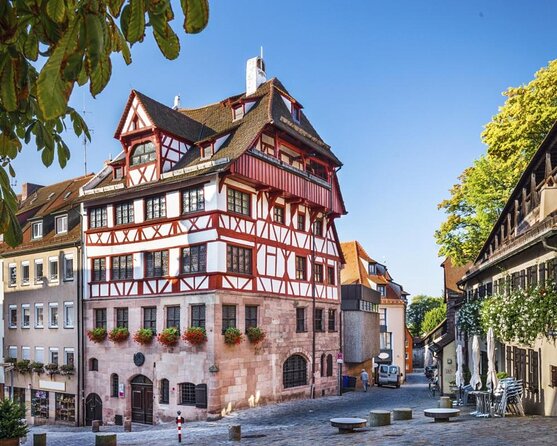 Discover Nuremberg: Self-Guided Audio Tour - Nurembergs Role in World War II