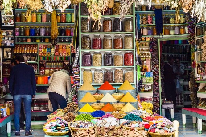 Discover Old Delhi: 4-Hour Evening Walking Tour Includes Guide & Dinner - Tour Reviews
