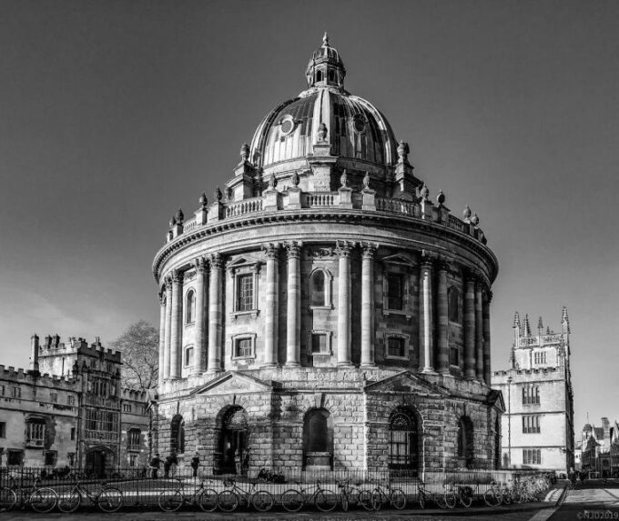 Discover Oxfords Timeless Tales: In-App Audio Tour - Frequently Asked Questions
