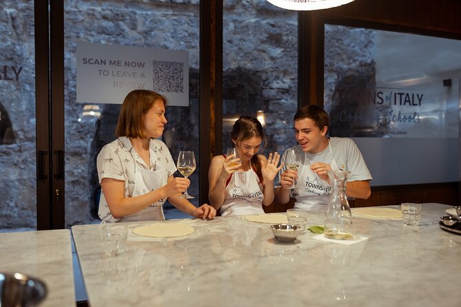 Discover Palermos Culinary Side: Food Tour & Pizza Making Class - Highlights of the Pizza Menu