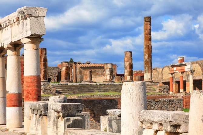 Discover Pompeii and Vesuvius on a FD Day Trip From Pompeii - Tour Itinerary