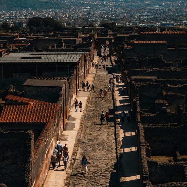 Discover Pompeii: Spanish Walking Tour of the Buried City - Booking and Cancellation Policy