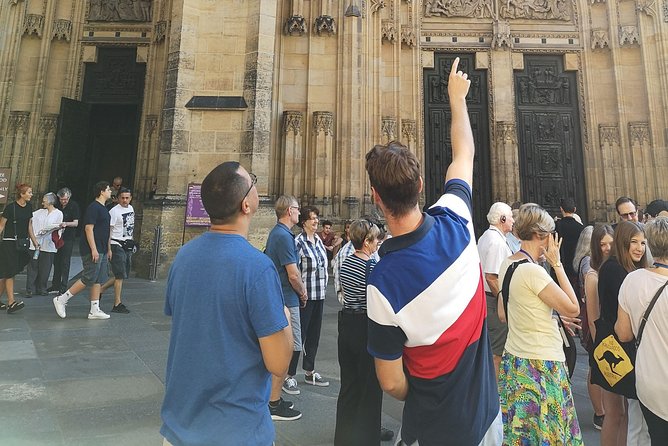 Discover Prague Private Tour - 3 Hours - Meeting and Pickup