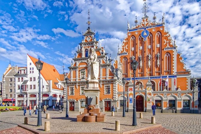 Discover Riga'S Most Photogenic Spots With a Local - Meeting and End Points