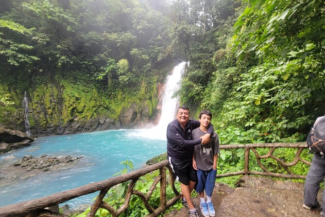 Discover Rio Celeste Labyrinth, Sloth Sanctuary & River Swim - Customer Feedback