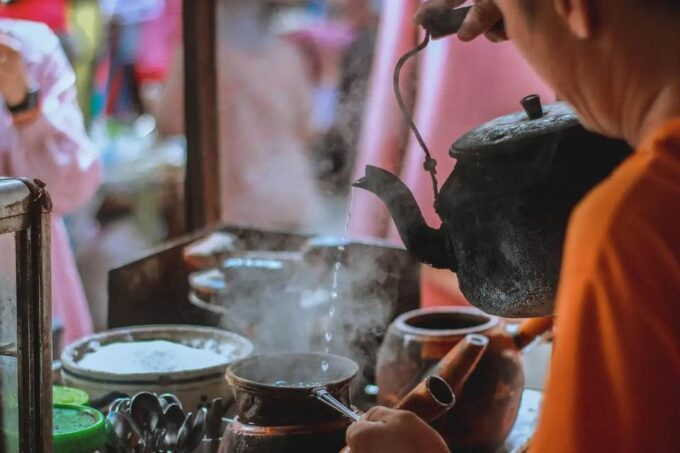 Discover Saigon With Local Guide - City Tour Half Day - Inclusions and Booking