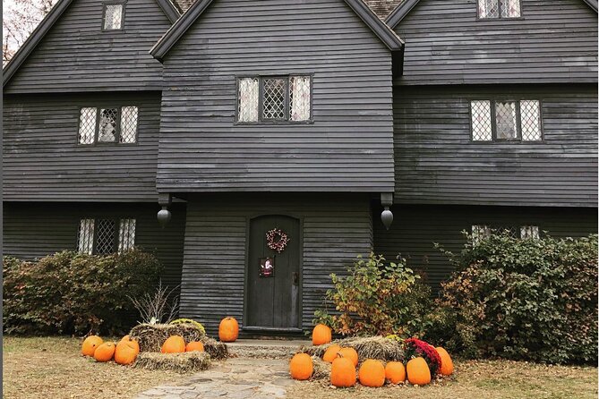 Discover Salem & Craft Spells With a Real Witch(Small Group Tour) - Tour Logistics and Accessibility