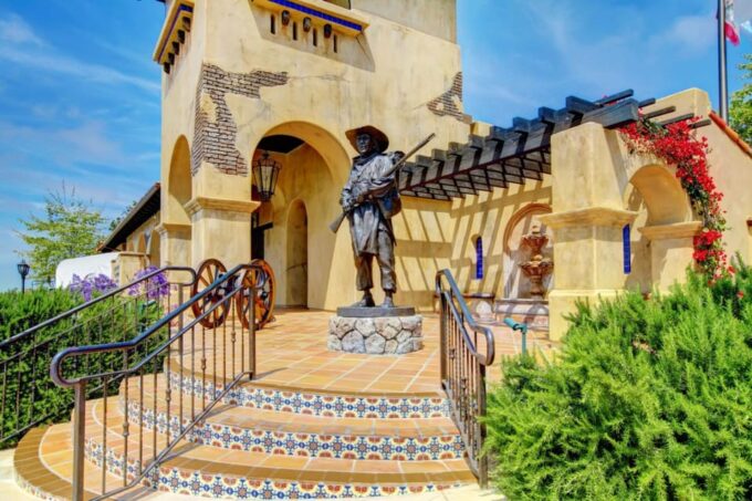 Discover San Diego – Private Walking Tour - African Culture Exploration