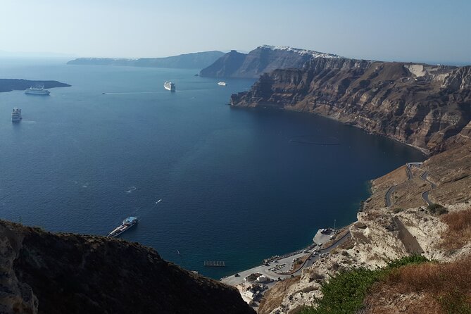 Discover Santorini - Volcanic Landscape Exploration
