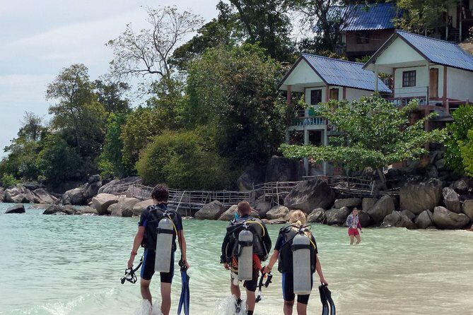 Discover Scuba Diving (DSD) 1 day Experience - Introduction to the Koh Lipe Scuba Experience
