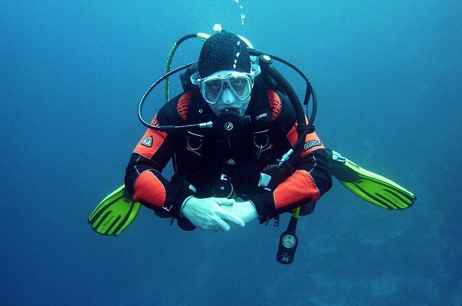 Discover Scuba Diving in Negril - An Authentic Introduction to the Underwater World