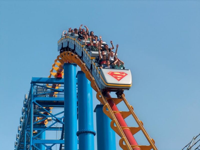 Discover Six Flags, Mexico's Best Amusement Park - Park Experience and Activities