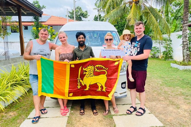 Discover Sri Lankas Best in 3 Days: Sigiriya, Kandy & Ella - Wander Through Royal Botanic Gardens