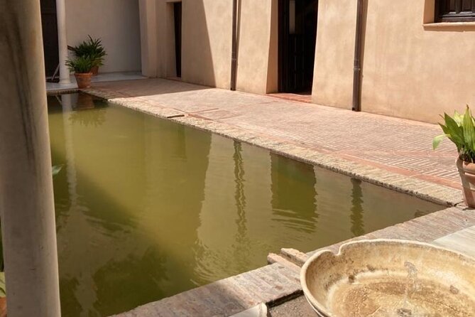 Discover the Albaicin Quarter + Guided Tour Al-Andalus Monuments - Exploring the Albaicin Quarter