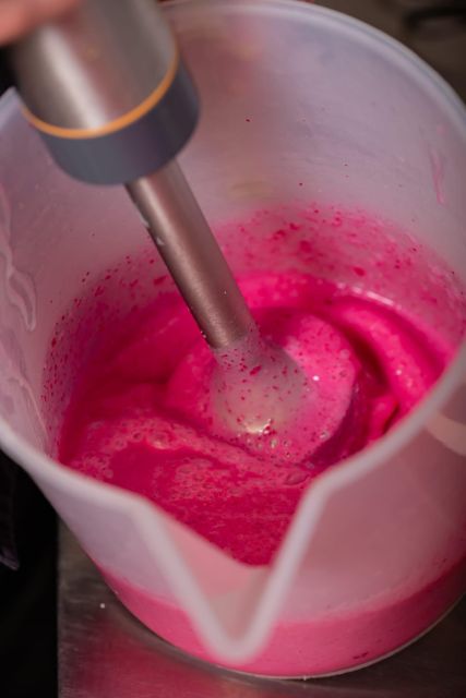 Discover the Artisanal Gelato - Languages and Accessibility
