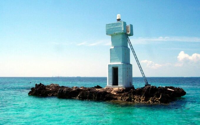 Discover the Beautiful Isla Mujeres Transparent Boat Tour - Marine Life Viewing