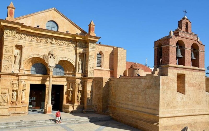 Discover the Beauty of the Dom. Rep. With This 3-Day Tour - Key Points