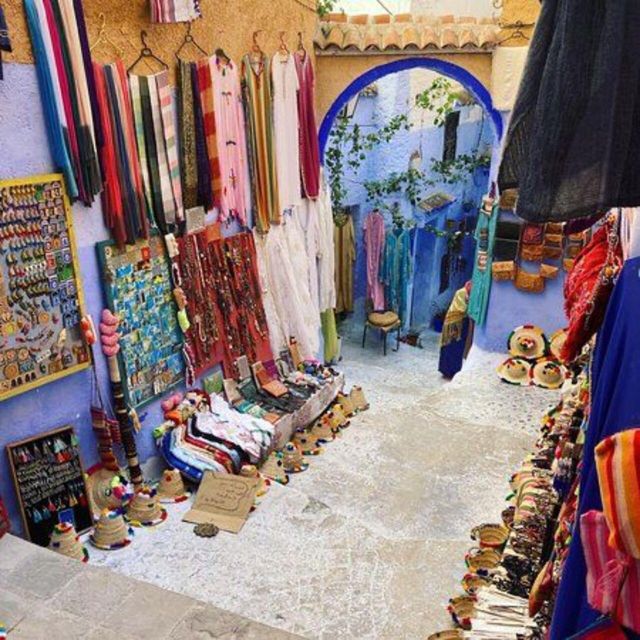 Discover the Blue Magic: A Full-Day in Chefchaouen & Akchour - Savoring Traditional Moroccan Cuisine
