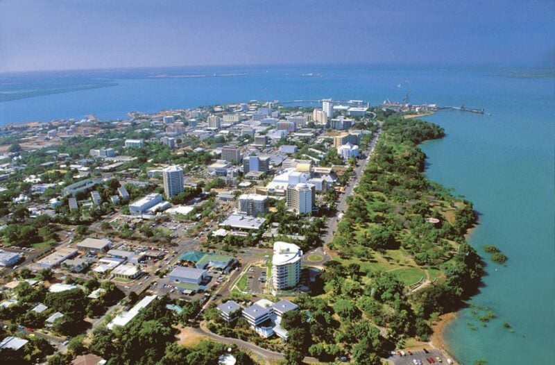 Discover the City of Darwin: Half-Day City Coach Tour - Guided Experience