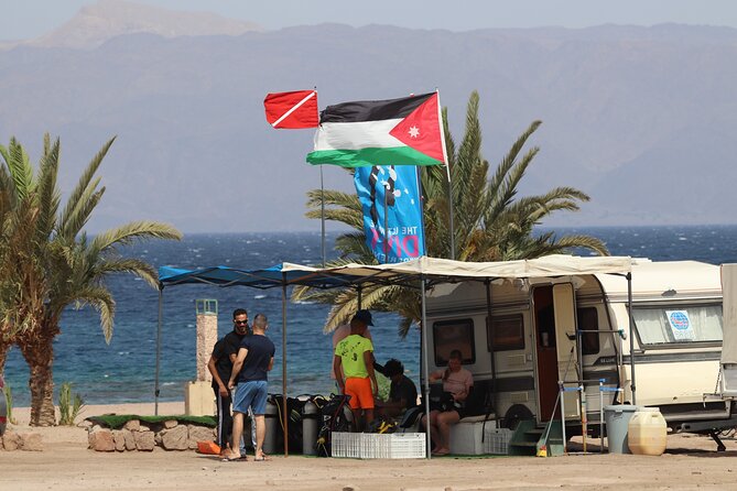 Discover the Coral Reefs in Aqaba - Scuba Experience for Beginners - Exploring the Coral Reefs
