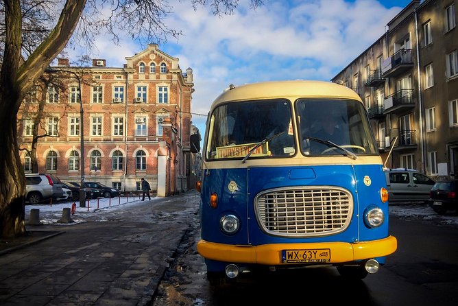 Discover the Dark Side of Warsaw in Praga District by Retro Bus - Chocolate Factory and Hot Chocolate