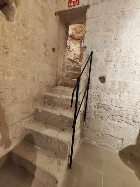 Discover the Fascinating Alcazaba: History and Unique Views - Key Points