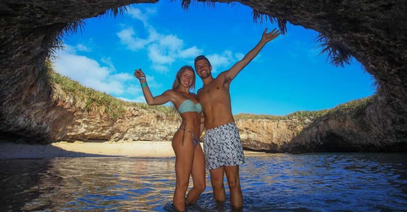 Discover the Hidden Beach in Puerto Vallarta- Small Groups - Key Points