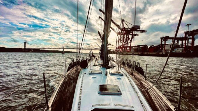 Discover the Lisbon Riviera : 2h Sailboat Wine Experience - Frequently Asked Questions