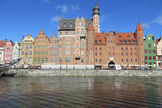Discover the Magic of Old Gdańsk: Private Main Town Walking Tour - Tour Highlights