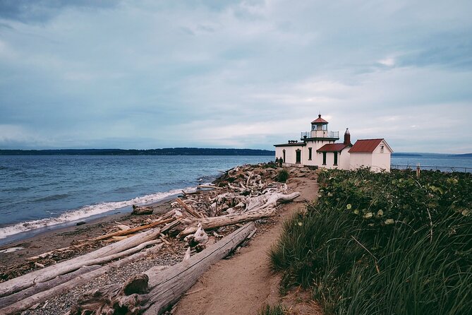 Discover the Magic of Seattle (All Inclusive 3 Hour Tour) - Scenic Waterfront Stroll