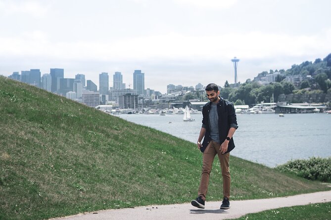 Discover the Magic of Seattle (All Inclusive 3 Hour Tour) - Discovering the Citys Rich History