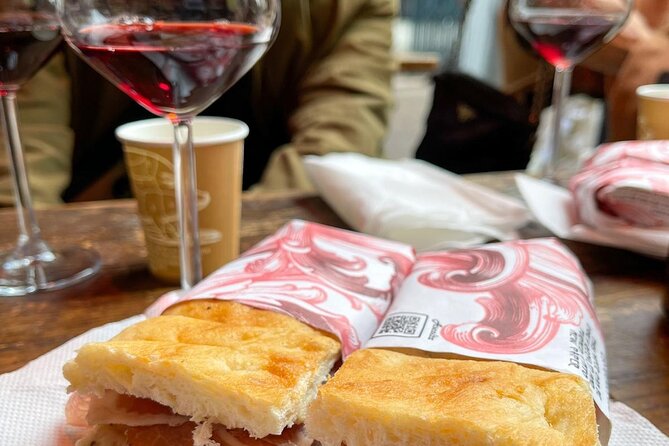 Discover the Milano by Food - Local Shops and Eateries