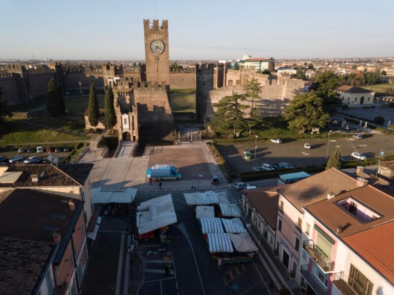 Discover the Old Market and Make Fresh Pasta - Key Points