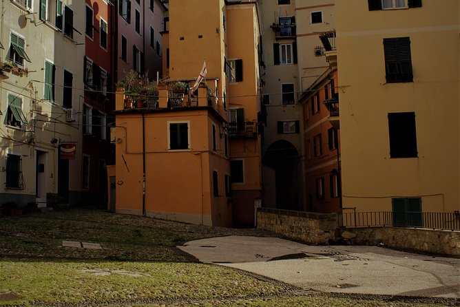 Discover the Secrets of Genoa With a Storyteller! - Tour Details and Logistics Covered