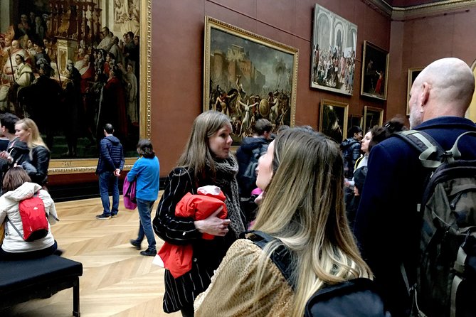 Discover the Secrets of the Louvre - Capturing Memories at the Louvre