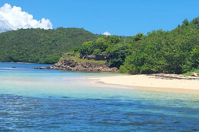 Discover the Splendid Universe of Islands and Seabed - An Introduction to Martinique’s Coastal Treasures