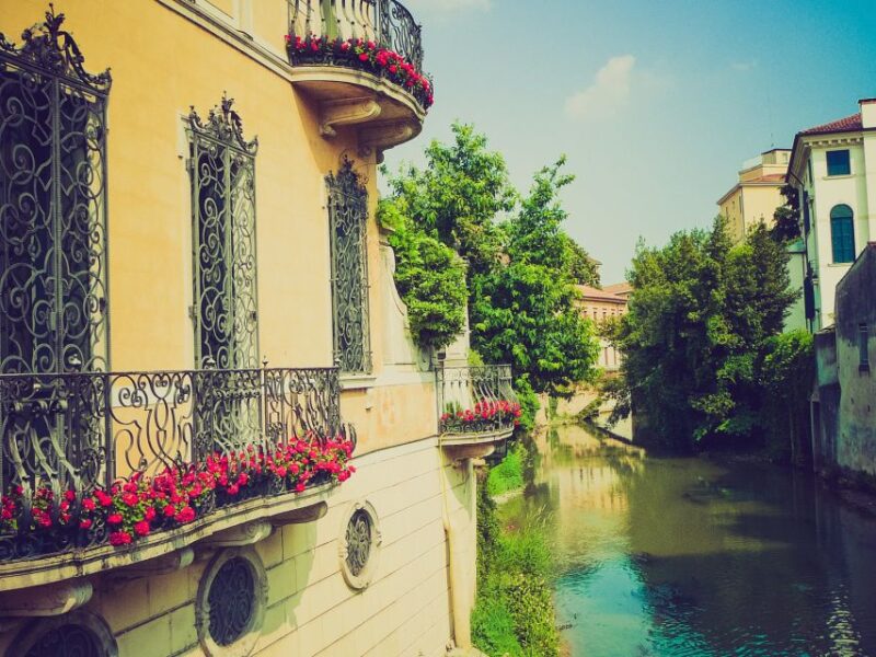 Discover the Timeless Charm of Padua: A Private Walking Tour - Experience Details