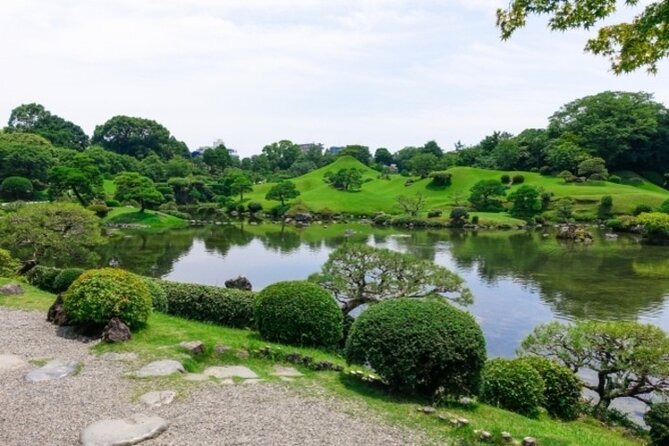 Discover the Wonders of Kumamoto Tour Ramen Lunch Included - Exploring Kumamoto Castle