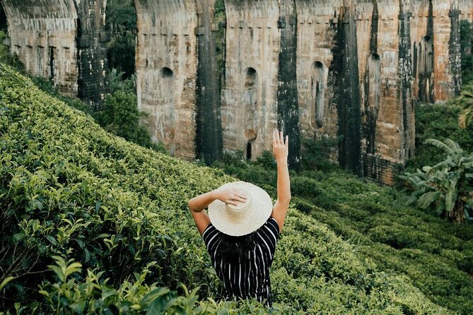 Discover Three Icons in Ella - Little Adams Peak: Scenic Hike