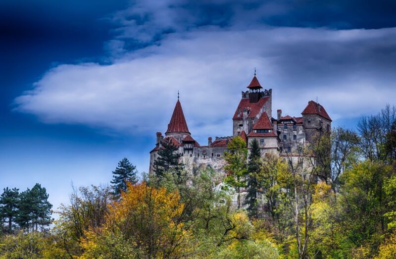 Discover Transylvania: Peles, Bran, Sighisoara in 2 Days - Tour Guide and Languages