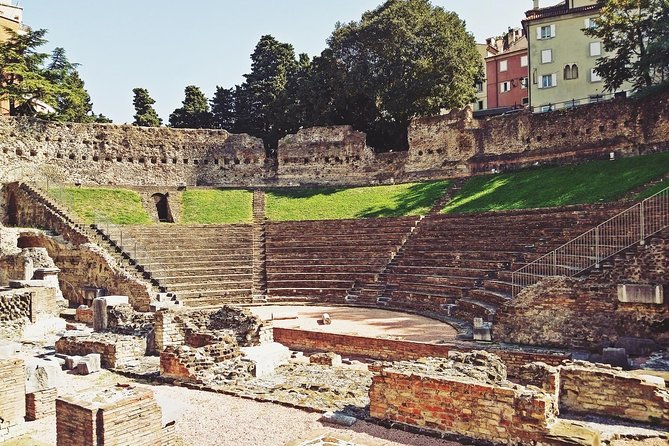 Discover Trieste on Foot - Discovering Triestes Art