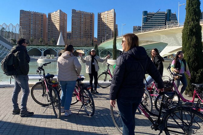 Discover Valencia Bike Tour - City Center Meeting Point - Meeting and Pickup