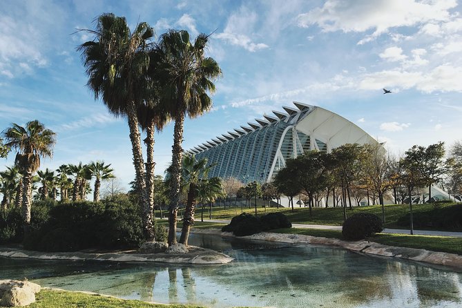Discover Valencia'S Most Photogenic Spots With a Local - Quart Towers and Plaza De Santa Úrsula
