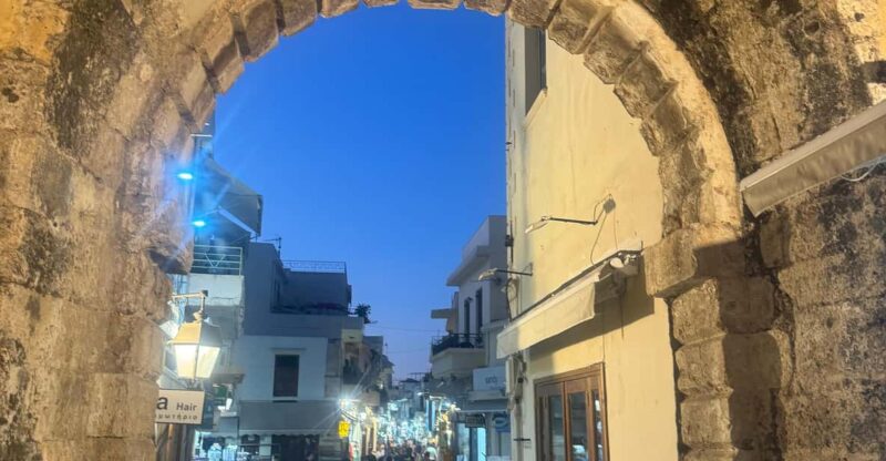 Discover Venetian Rethymno - Walking Tour - Admire the Loggias Architecture