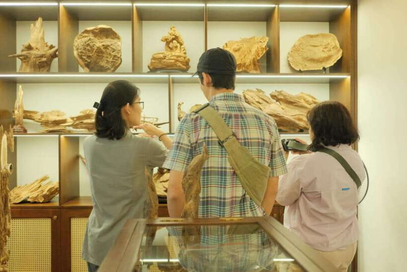 Discover Vietnam Agarwood and Enjoy Sepcial Vegetarian Meal - Vegetarian Lunch With Local Employees