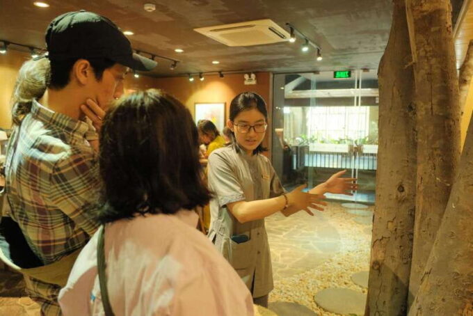 Discover Vietnam Agarwood and Enjoy Sepcial Vegetarian Meal - Accessibility and Group Options