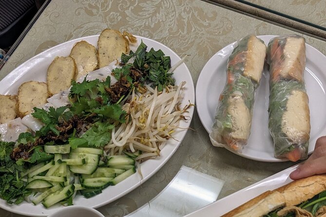 Discover Vietnamese Buddhist Cuisine Around Montreal Jean-Talon - Immersive Cultural Experience