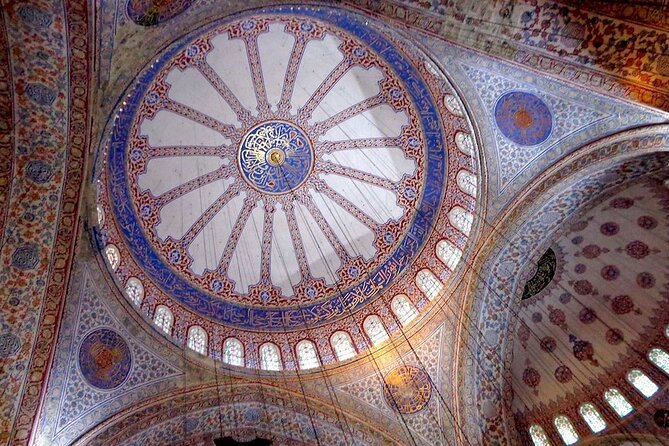 Discoveried The Old City of Istanbul In a Half-Day - Admire the Blue Mosque