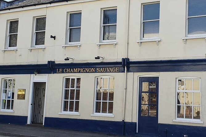 Discovering Cheltenham: A Self-Guided Audio Tour - Important Considerations