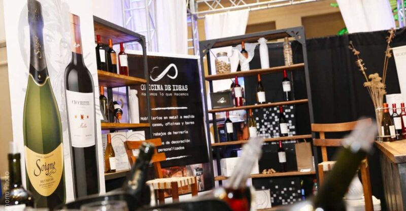 Discovering Cordobas Wine Bar Treasures & Wine Enthusiasts - Key Points